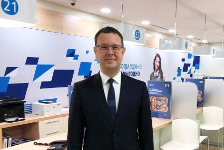 Управляющий ВТБ в Свердловской области Алексей Долгов: "Клиенту должно быть легко с нами и в смартфоне, и в офисе"