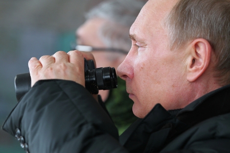 Путин наблюдал за ракетными стрельбами на учениях двух флотов на Черном море