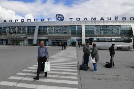 Прием заявок на реконструкцию аэровокзала "Толмачево" за 13,5 млрд руб. продлили до марта
