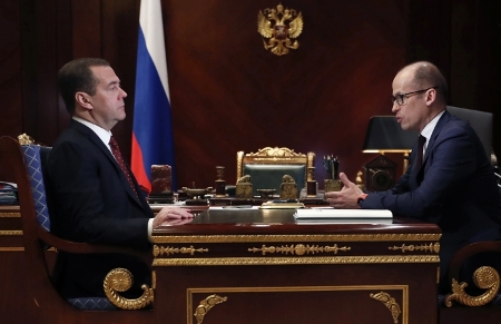Медведев поручил Бречалову проверить состояние поликлиник и ЦРБ в Удмуртии