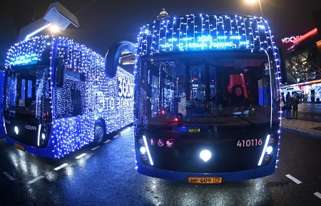 Электробусы в Москве впервые вышли на ночной маршрут