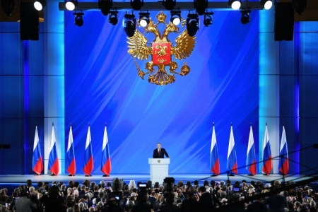 Путин: в обществе четко обозначился запрос на перемены