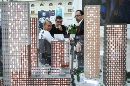 Миллион "квадратов" построят за год в Москве по программе реновации