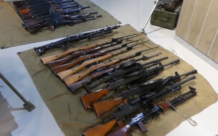ФСБ изъяла более 1,2 тыс. единиц оружия у преступной группы в Калужской области
