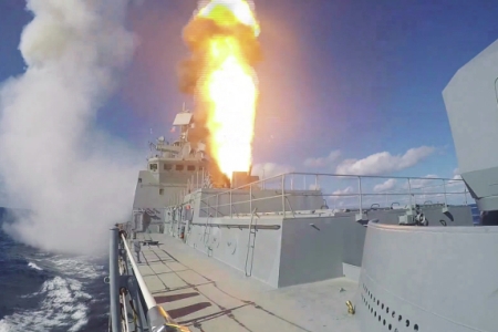 Российские корабли провели артиллерийские стрельбы в Черном море