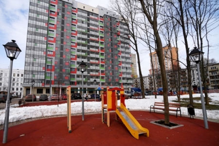 Более 1,6 тыс. проверок детских площадок провели в Подмосковье за месяц