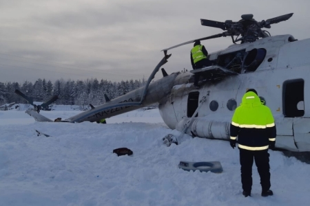 Два человека погибли при жесткой посадке вертолета Ми-8 на Ямале