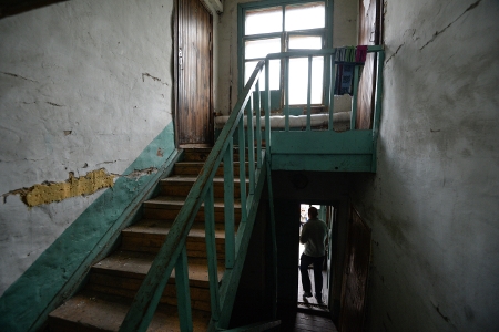 Аварийное жилье в Томской области планируют расселить в сжатые сроки