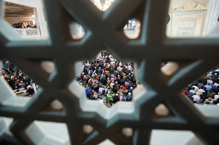 Коллективные молитвы приостановили в мечетях КЧР из-за коронавируса