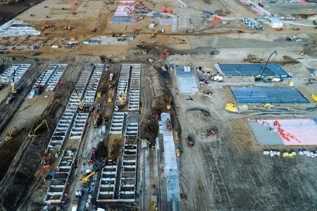 Столичные производители полностью обеспечивают материалами стройплощадку больницы в новой Москве