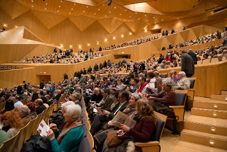 Более 10 тыс. слушателей посетили концерты Новосибирского академического симфонического оркестра в Европе и Санкт-Петербурге