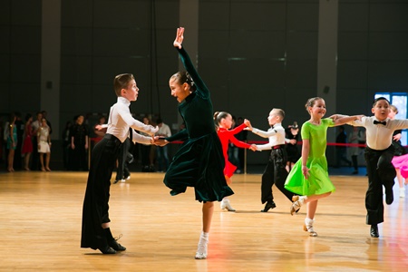 Международный танцевальный турнир с участием спортсменов из четырех стран прошел в Новосибирске
