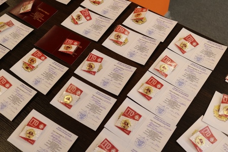 Около 200 жителей Тюменской области получили золотые знаки ГТО