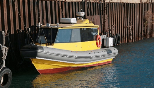 Крымское "Море" спустило на воду быстроходный пассажирский катер
