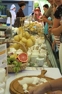 Фестиваль, посвященный алтайским сырам, прошел в Барнауле