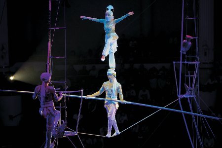 Цирк на Фонтанке представит новую программу по мотивам известного фильма "Приключения итальянцев в России"