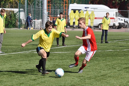 Матч с участием звезд Bridge of Arts в поддержку детского спорта и искусства состоялся в Ростове-на-Дону