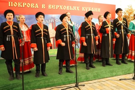 Первый фестиваль "Покрова в верховьях Кубани" собрал в Черкесске тысячи гостей