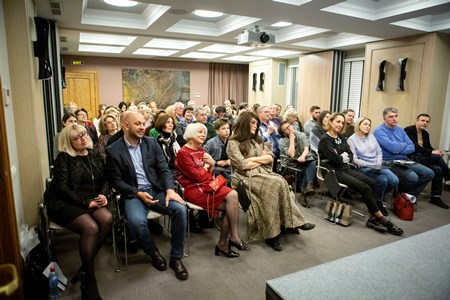Карикатурист Бильжо и пианист Сканави открыли литературно-музыкальный клуб благотворительного фонда "Линия жизни"