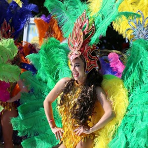 Двухдневный карнавал с участием звезд российской эстрады прошел в Геленджике в честь открытия курортного сезона