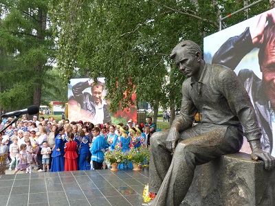Фестиваль "Шукшинские дни на Алтае" завершился на родине писателя