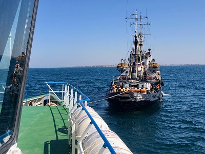 Пограничники на учениях в Крыму отработали освобождение судна от условных террористов
