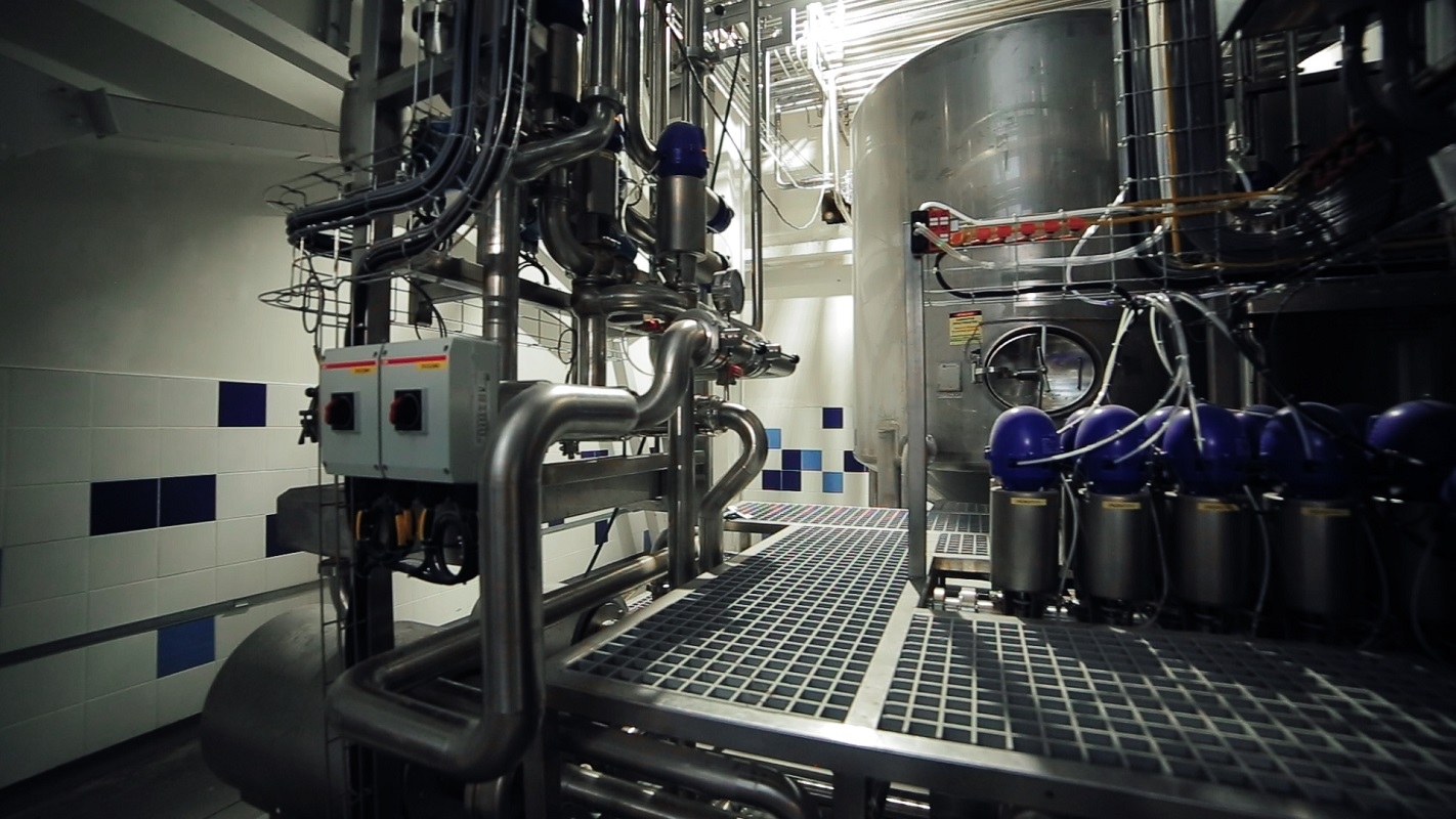 Danone ввела на тюменском комбинате реконструированный цех сухого молока, планирует в будущем его экспорт
