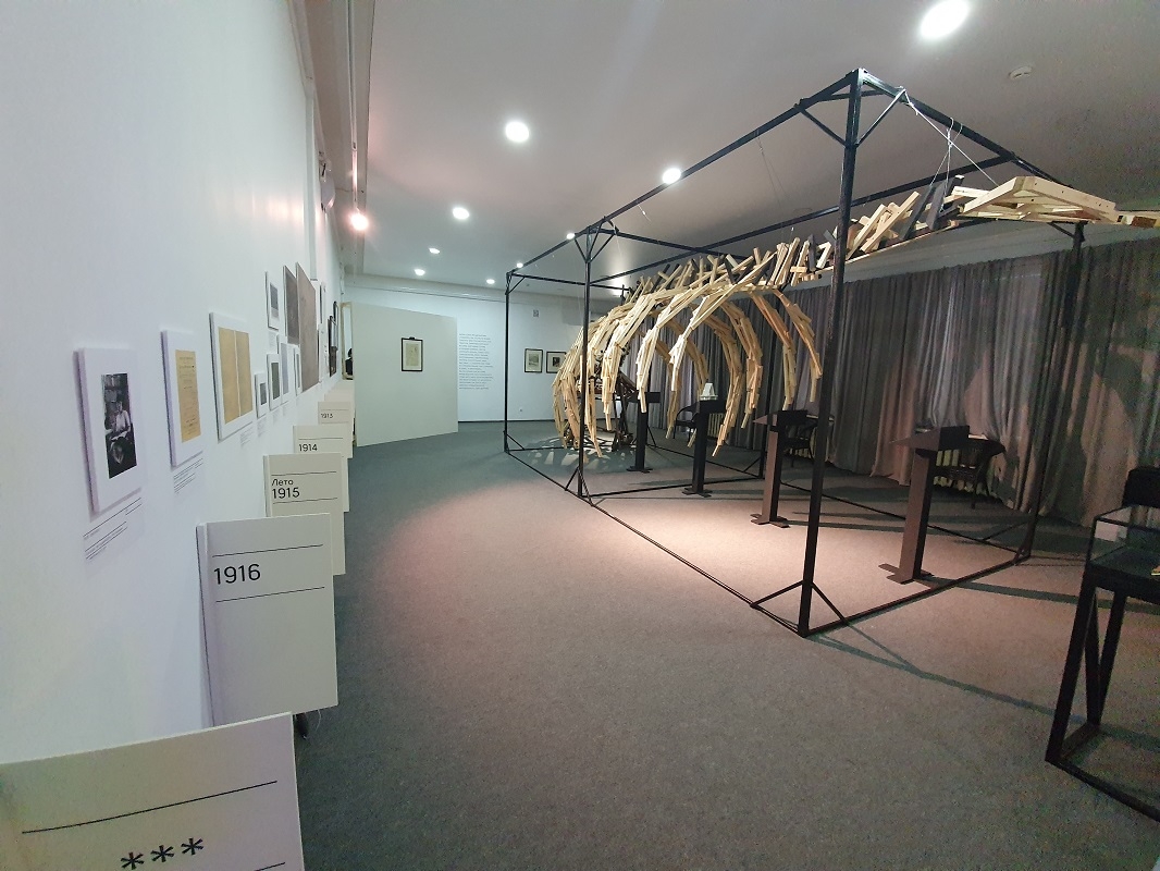 Музей во Владивостоке создал выставку о творческом пути Осипа Мандельштама