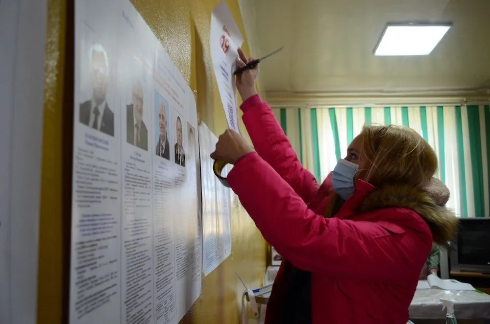 Досрочное голосование проходит в труднодоступных военчастях и на маяках в Заполярье