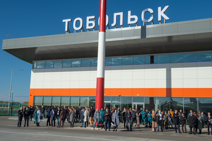 Аэропорт открылся в Тобольске, инвестиции в строительство превысили 19 млрд рублей