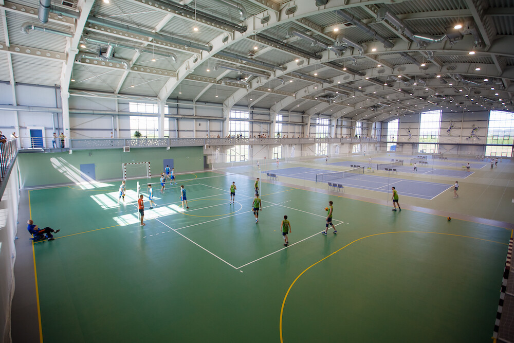 Многофункциональный спортивный центр для игровых видов спорта открыт в Кемерове