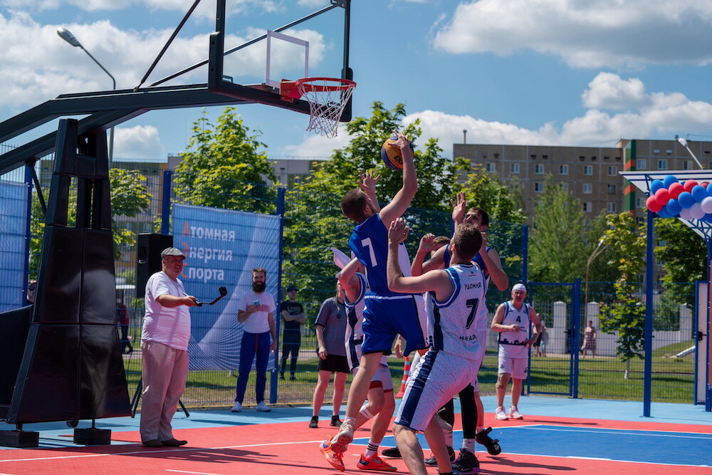 В городе-спутнике Калининской АЭС открылся современный баскетбольный стадион международного уровня