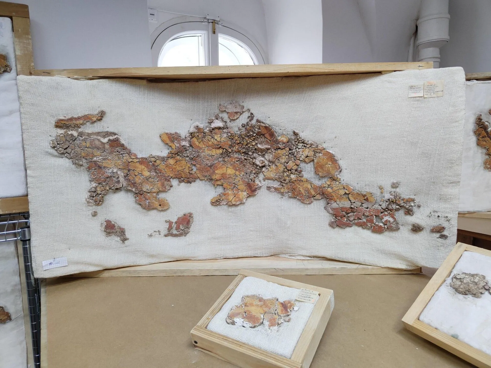 Новгородские музейщики отреставрировали фрески XIV века, считавшиеся навсегда утерянными