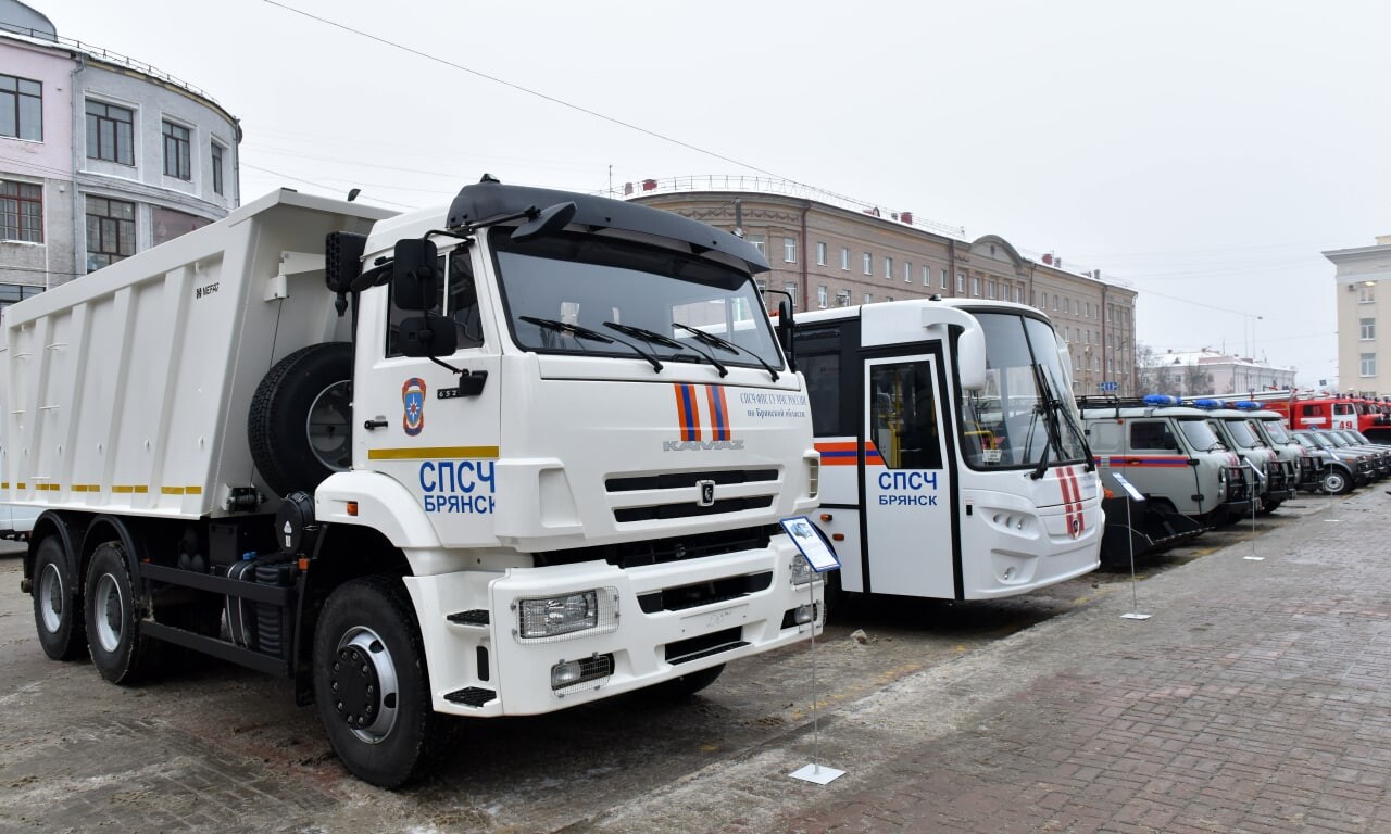 Противопожарная служба Брянской области получила более 25 новых машин