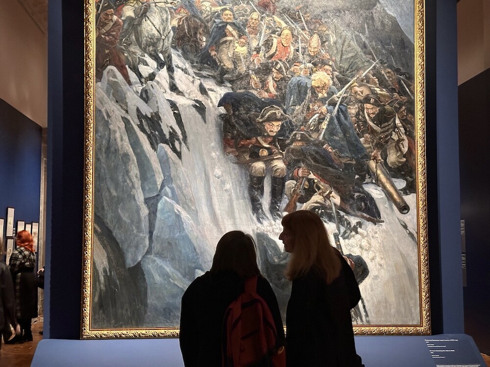 Первая за 90 лет масштабная выставка картин Сурикова открылась в Русском музее