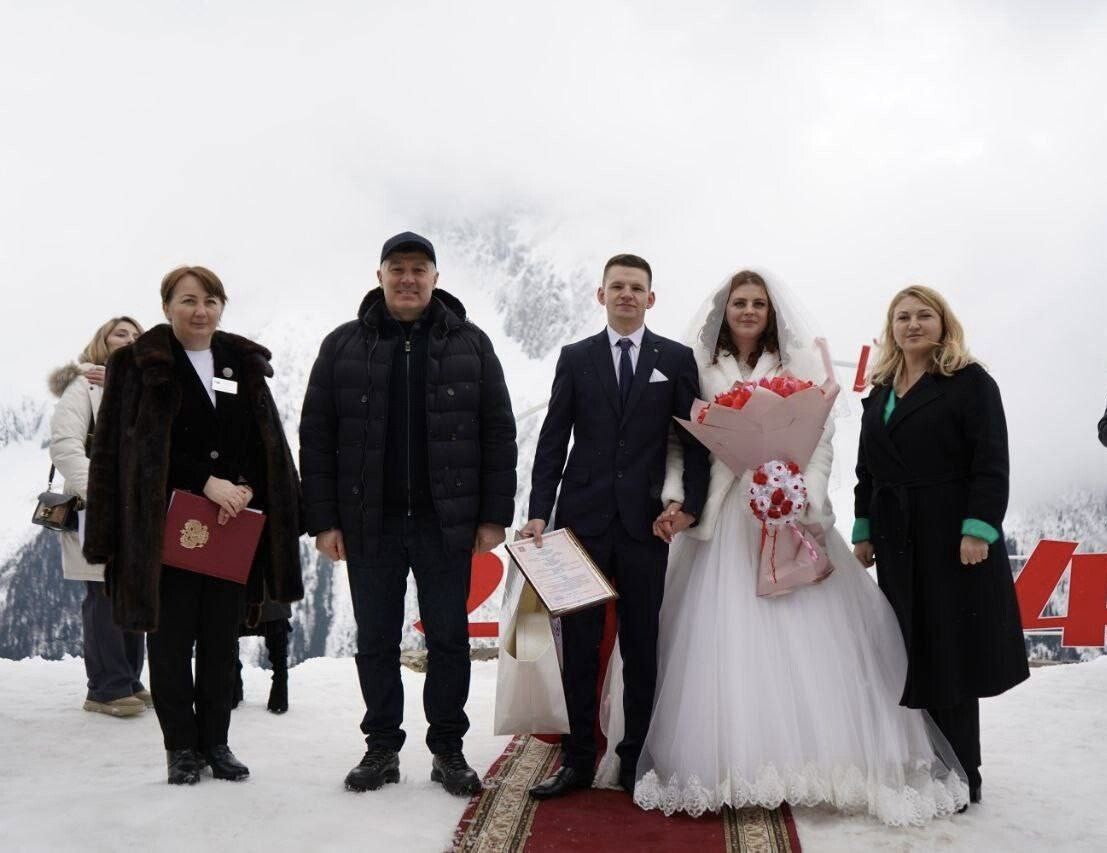 Браки начнут регистрировать на курортах Домбай и Архыз. Автор фото: Милада Боюнсузова