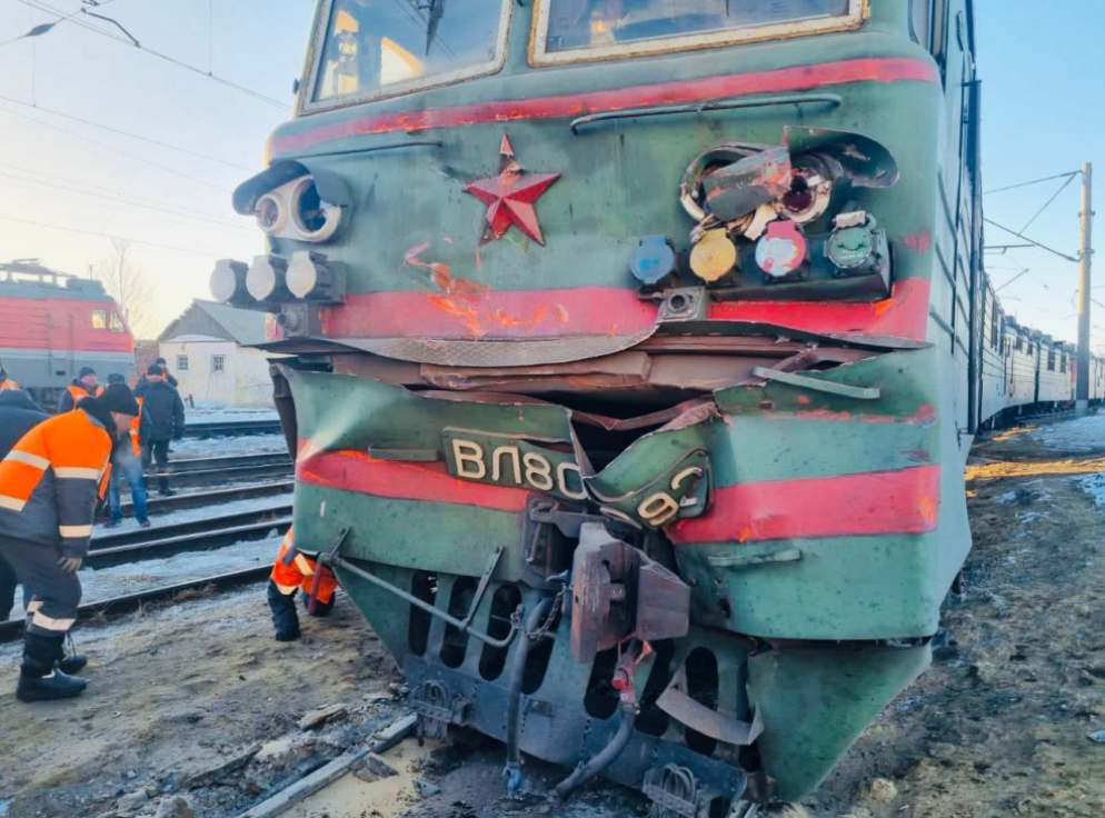 Два локомотива столкнулись в Челябинской области. Фото пресс-службы Уральской транспортной прокуратуры