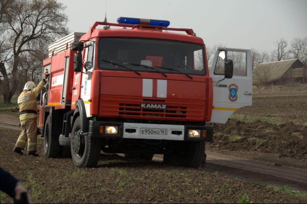 Для трех новых пожарных частей закупят 8 пожарных автомобилей. © Фото: ДПЧС Ростовской области, Владимир Наконечный