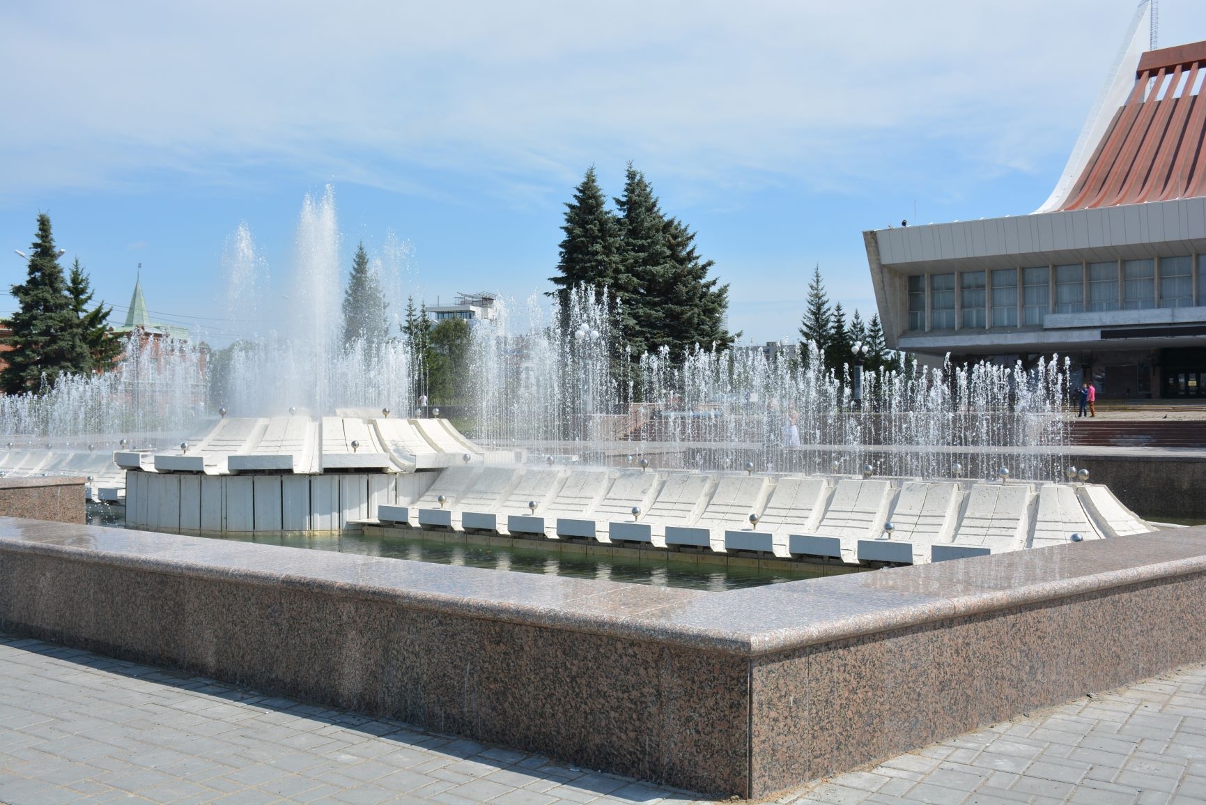 Омский Водоканал передает городу фонтаны
