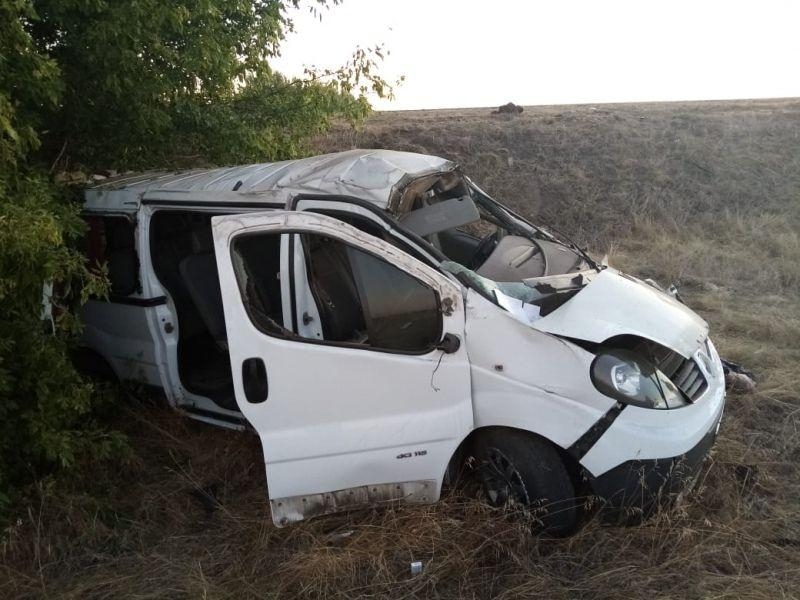 Два человека погибли, пятеро пострадали в ДТП с микроавтобусом в Воронежской области