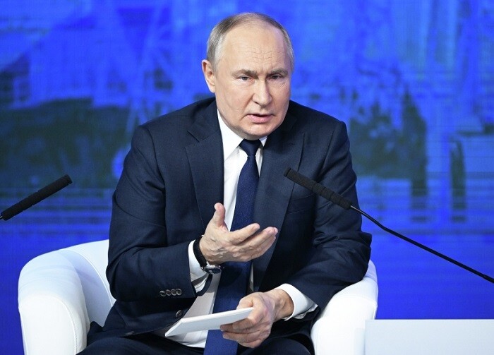 Президент РФ Владимир Путин на встрече с доверенными лицами заявил о продолжении процесса обмена пленными