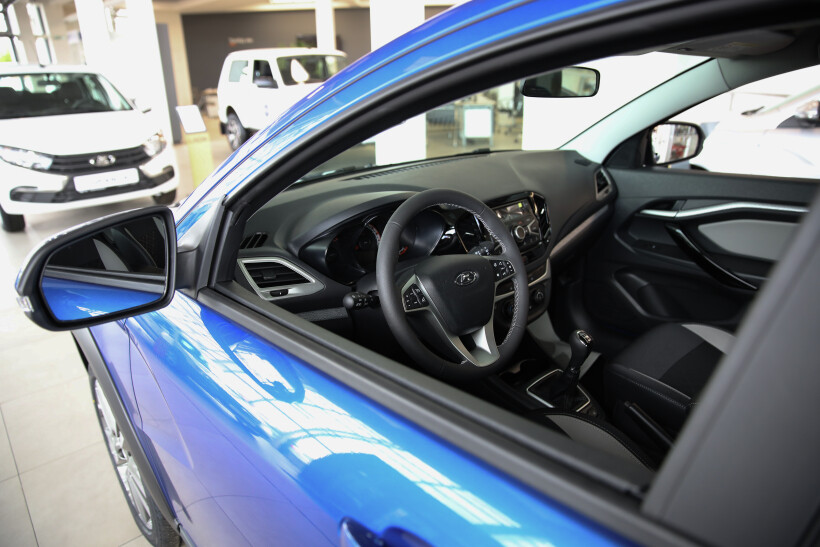 Производственный план "АвтоВАЗа" на 2024 год предусматривает выпуск 500 тыс. автомобилей Lada. Фото