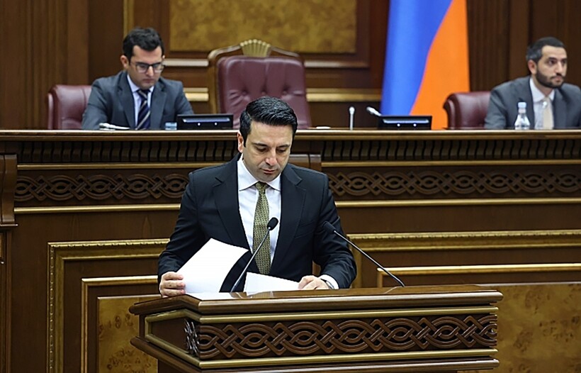 Спикер парламента республики Ален Симонян заявил о готовности Армении стать кандидатом на членство в ЕС. Фото