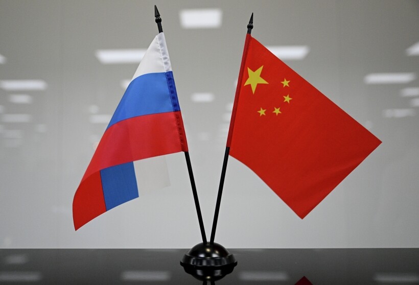 Китай готов способствовать проведению переговоров между Россией и Украиной. Фото