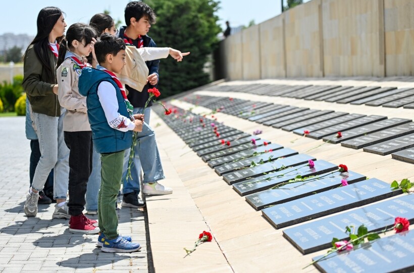 День Победы 9 мая празднуют в Азербайджане. Фото