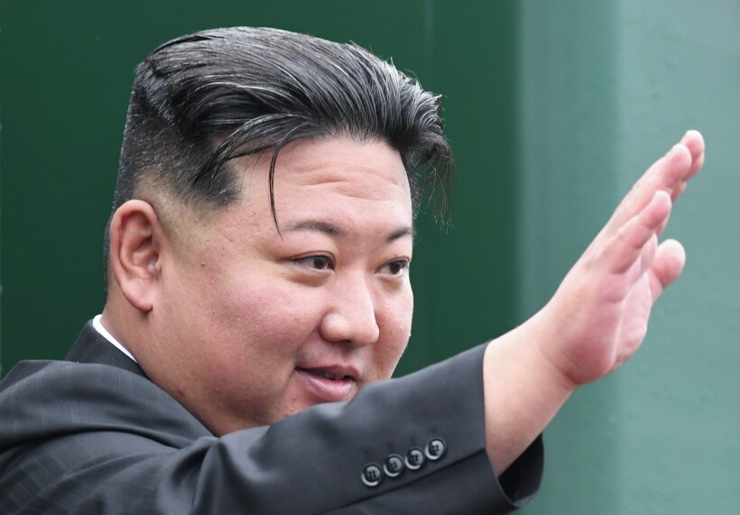 Председатель государственных дел КНДР Ким Чен Ын поздравил Путина с переизбранием на посту президента РФ