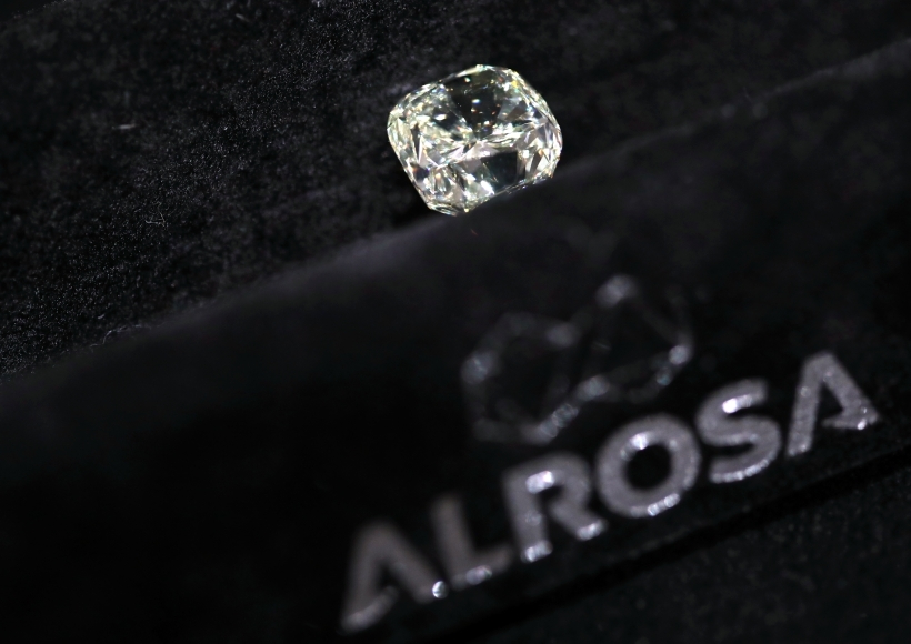 "АЛРОСА" и Минфин заключили соглашение о выкупе в 2024 году части произведенного алмазного сырья. Фото