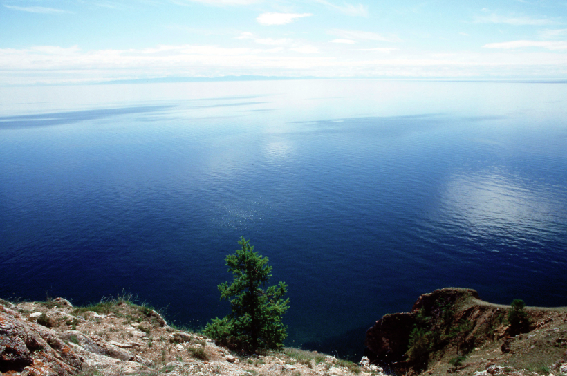 Дно Байкала в самой глубокой его части на 1 тыс. 187 метров ниже уровня Мирового океана. Фото