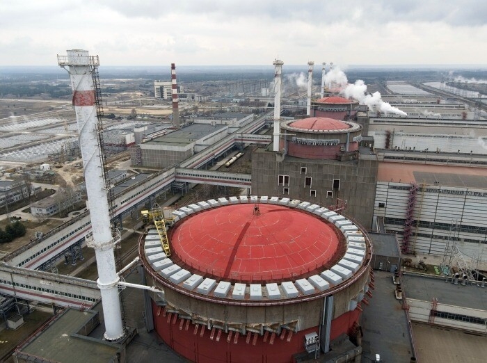 Украина обстреливает Запорожскую АЭС уже почти два года. Фото