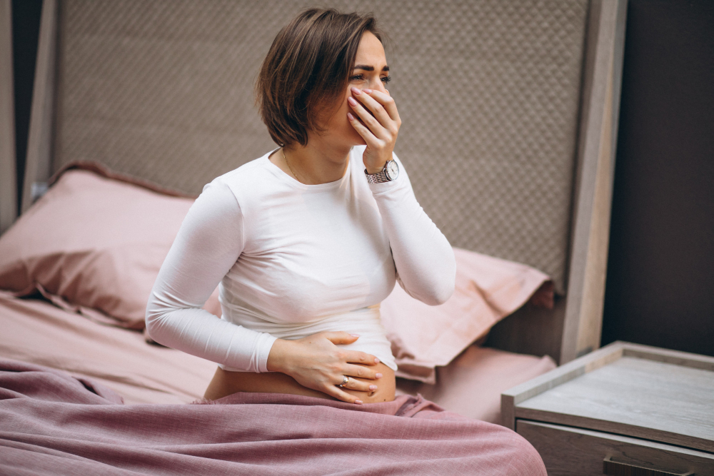 Во время беременности симптомы аллергического заболевания могут как ослабнуть, так и обостриться. Фото